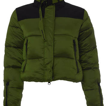 Зеленая куртка-пуховик от Invicta 30249