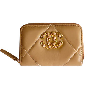 Компактный кошелек из кожи Chanel 31390