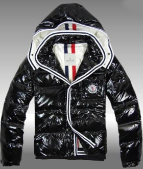 Пуховик Moncler