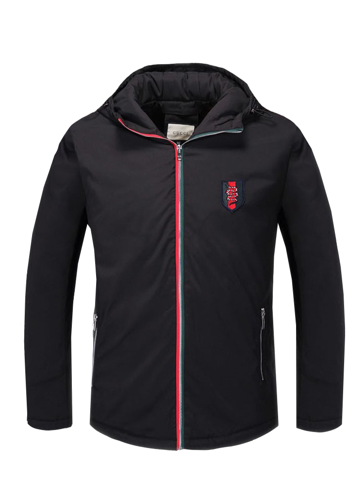 Куртки и ветровки