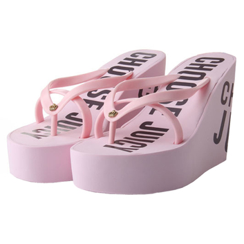 Розовые шлепки JUICY А267-2