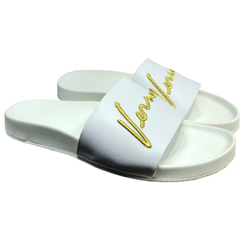 Белые шлепанцы с вышивкой Versace 9429