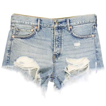 Короткие джинсовые шорты с потрепанным краем 9705