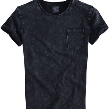 Черная мужская футболка с карманом 6852-2
