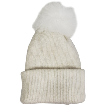 Белая зимняя шапка с меховым помпоном 20543