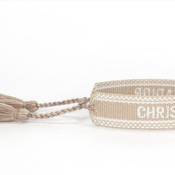 Бежевый браслет дружбы Christian Dior из мулине 7555-3