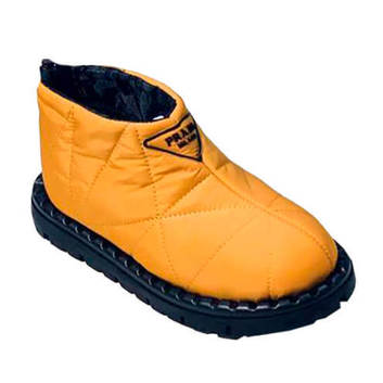 Яркие теплые дутые ботинки Prada 28106