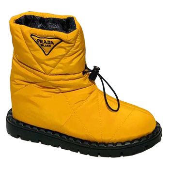 Утепленные желтые полусапожки Prada 28108