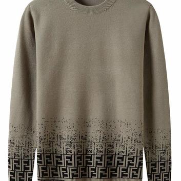 Светло-серый свитер с принтом Fendi 29652