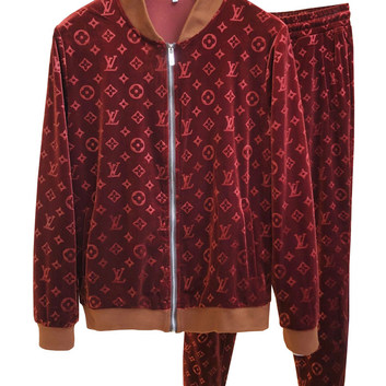Бордовый костюм с принтом Louis Vuitton 30102
